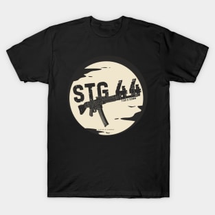 German STG 44 assault rifle T-Shirt